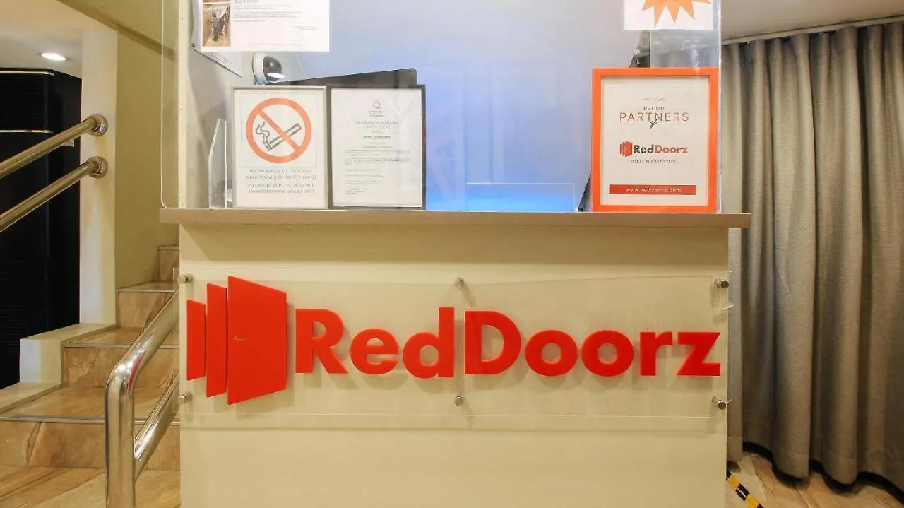 **  Reddoorz At Hotel Rosemarie باساي الفلبين