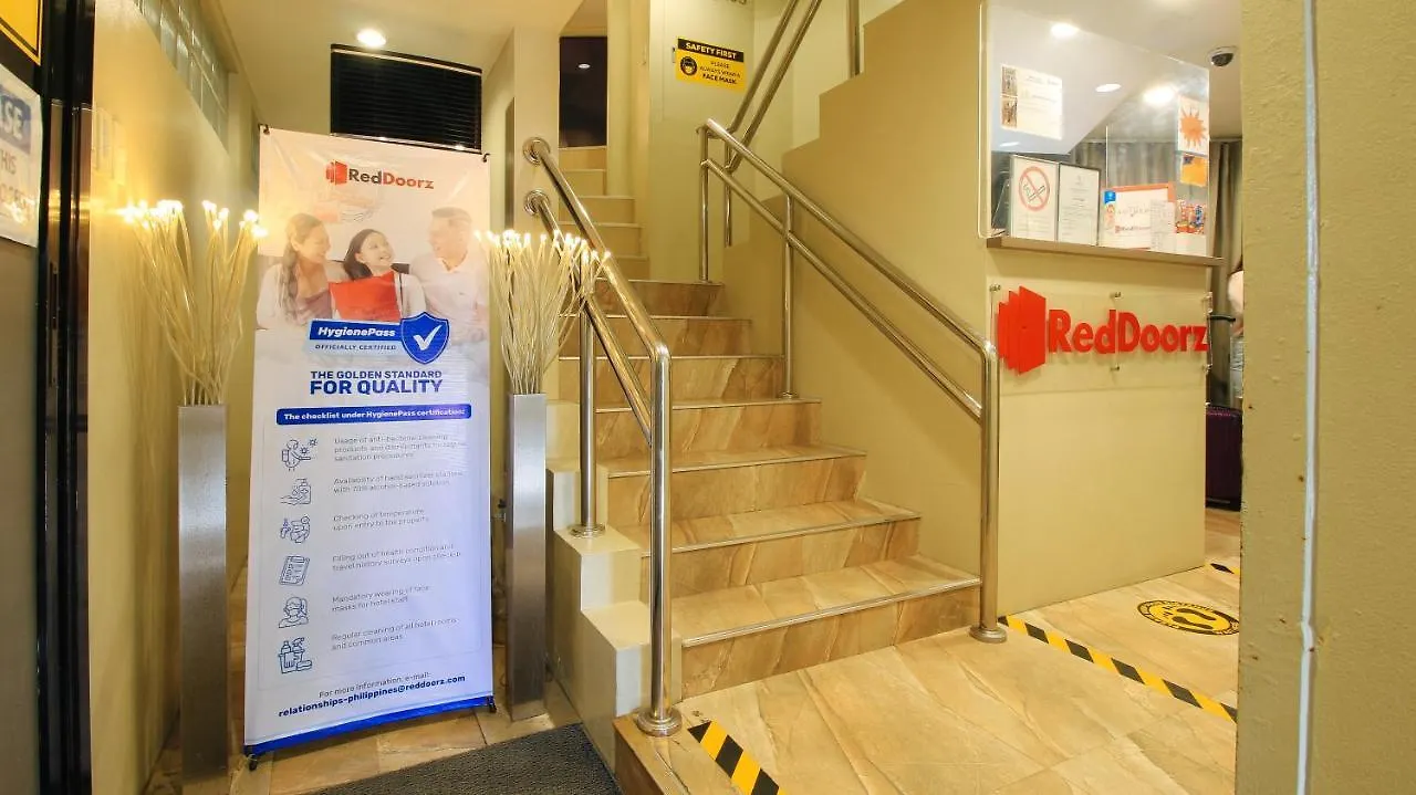 Reddoorz At Hotel Rosemarie Pasay
